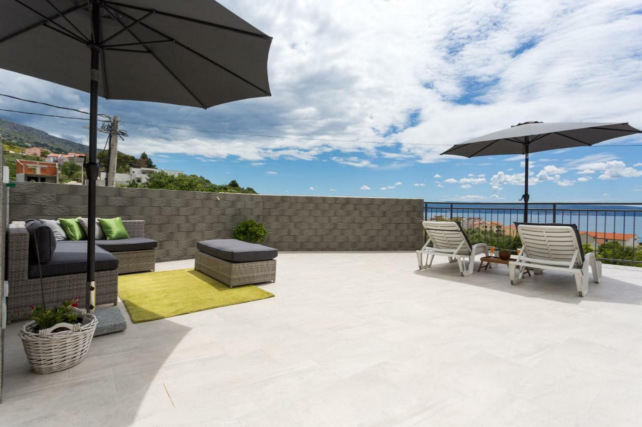 Apartments Lidija - Sea View Apartment With Exclusive Right Of Using Hot Tub Or Split Level Apartment With Exclusive Right Of Using Pool Подстрана Екстериор снимка